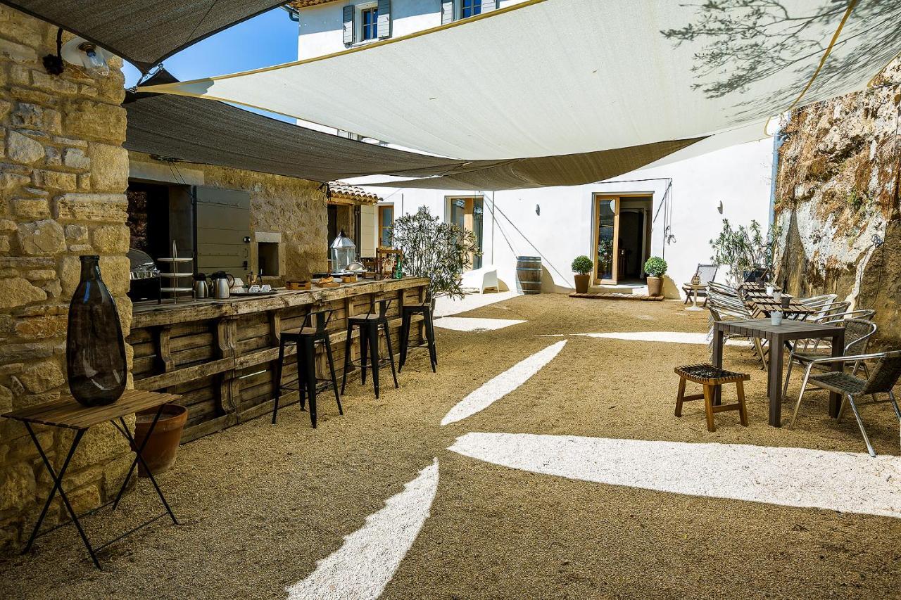 Chateau Les Gardis * Lourmarin