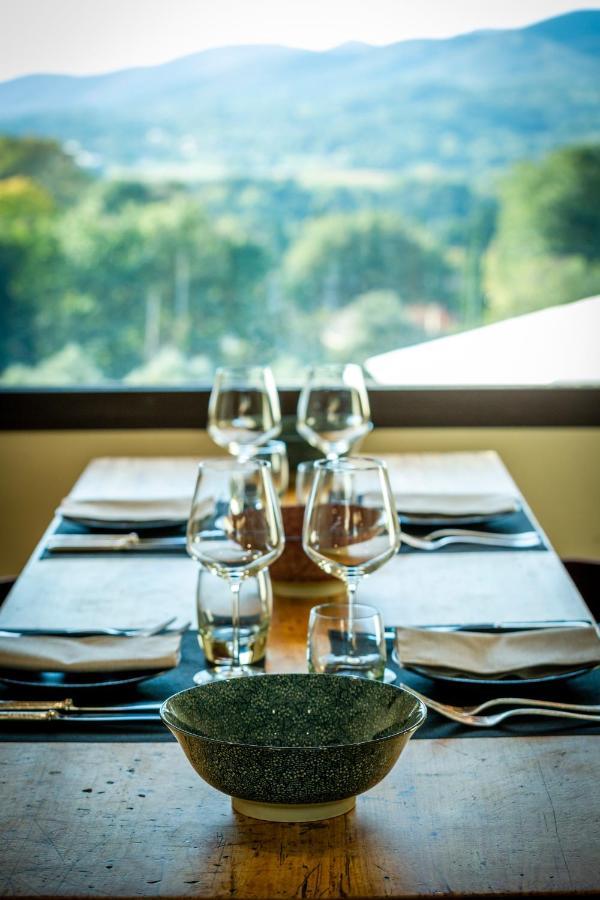 Chateau Les Gardis Bed & Breakfast Lourmarin