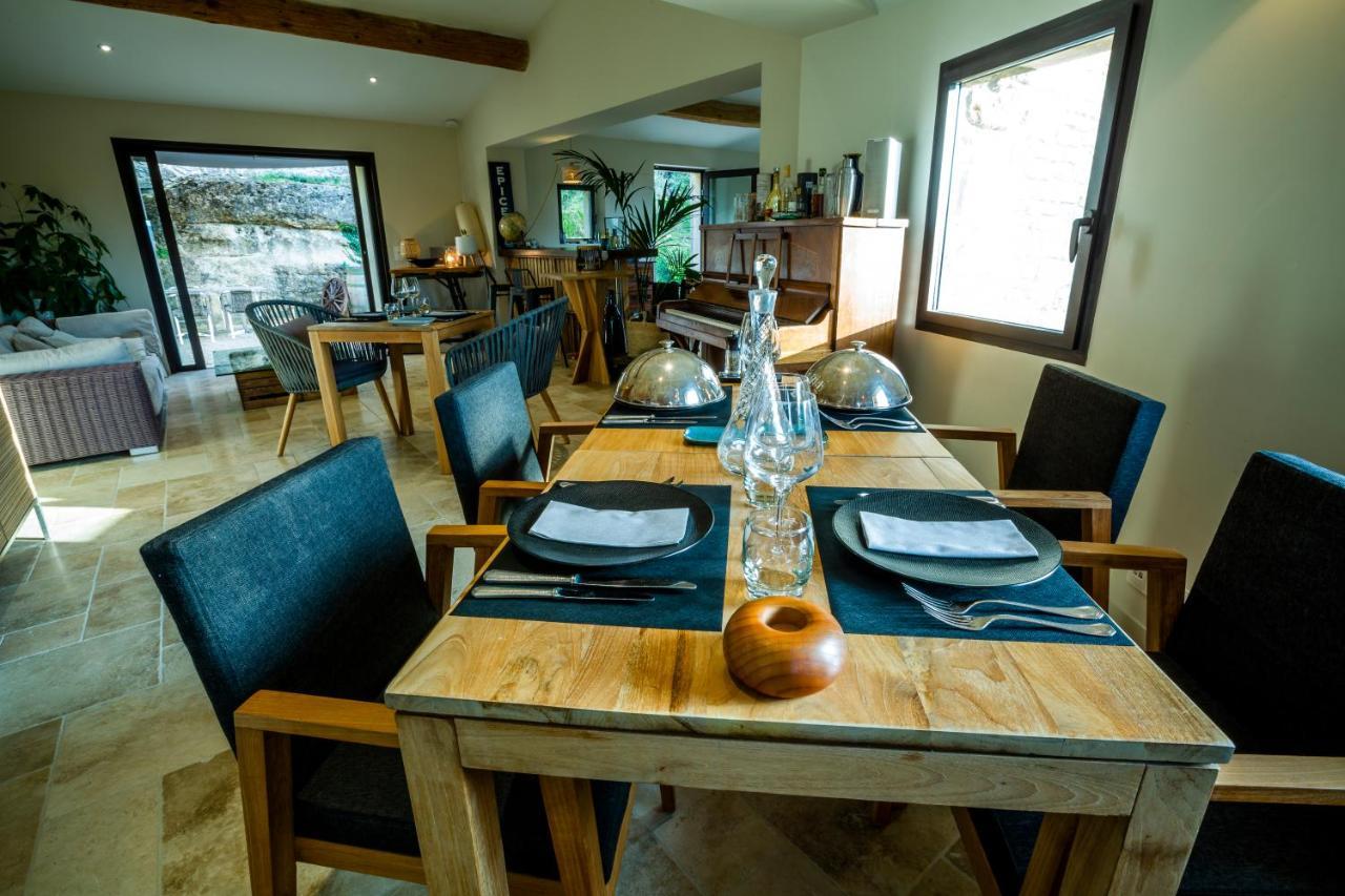 Bed & Breakfast Chateau Les Gardis *