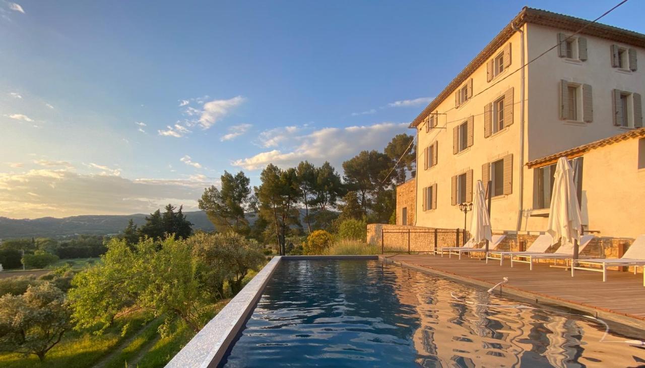 Chateau Les Gardis Bed & Breakfast Lourmarin